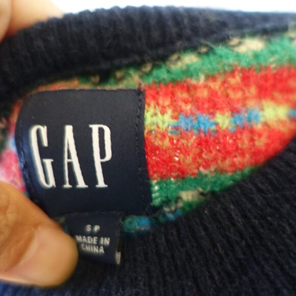 Fair Isle Striped Women's Sweater - Picture 7 of 15